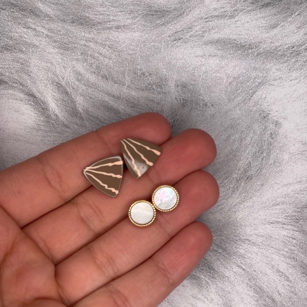 Elegant Vintage Brown and White opal inspired Earrings Set